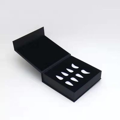 คุณภาพ  Embossing Cosmetic Packaging Box For Luxury Press On Nails โรงงาน
